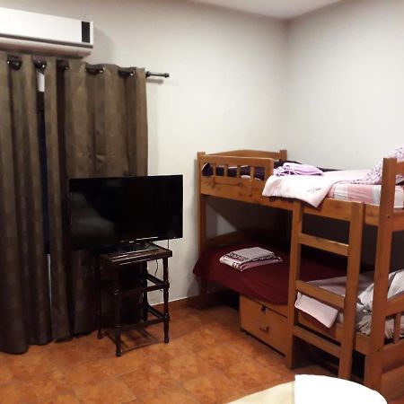 Residencia Leones De Castilla Asuncion Bagian luar foto