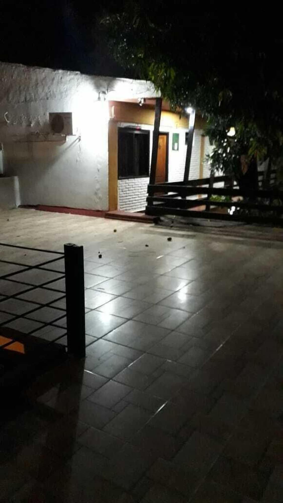 Residencia Leones De Castilla Asuncion Bagian luar foto