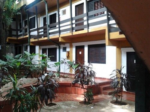 Residencia Leones De Castilla Asuncion Bagian luar foto