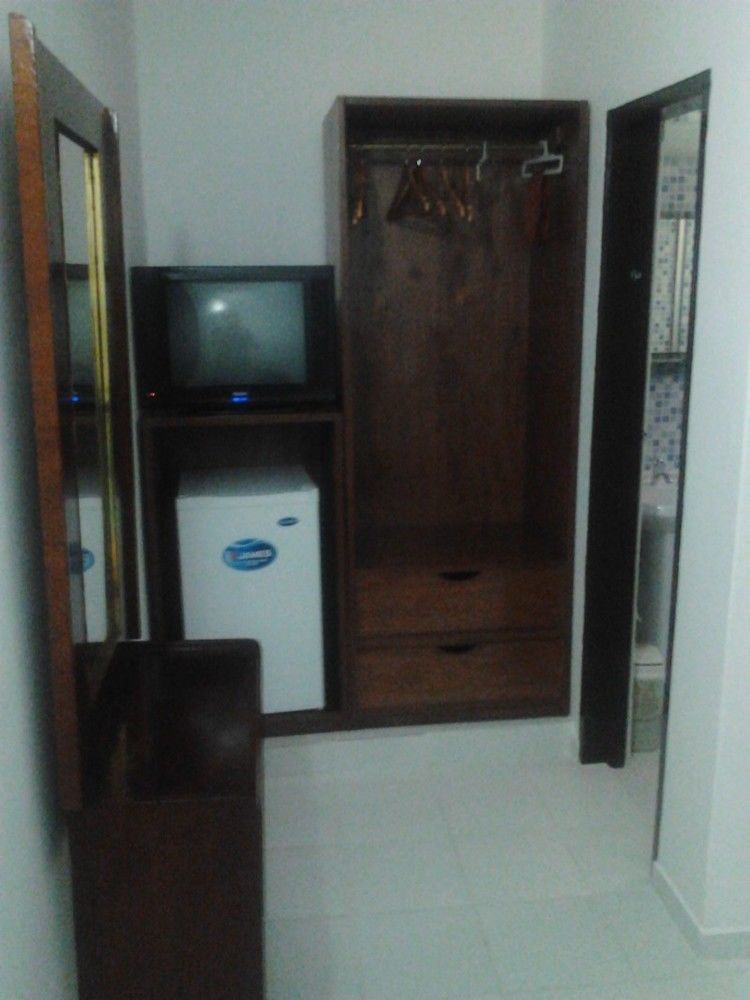 Residencia Leones De Castilla Asuncion Bagian luar foto