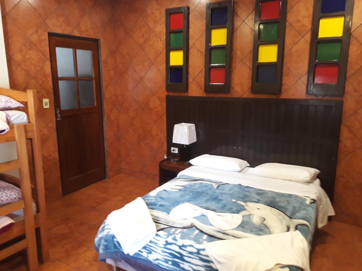 Residencia Leones De Castilla Asuncion Bagian luar foto