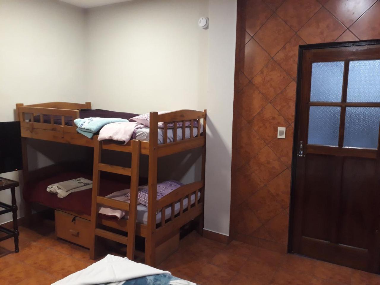 Residencia Leones De Castilla Asuncion Bagian luar foto