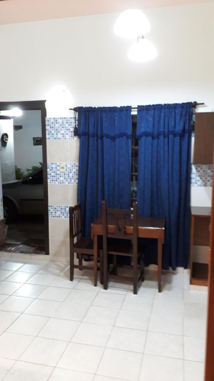 Residencia Leones De Castilla Asuncion Bagian luar foto